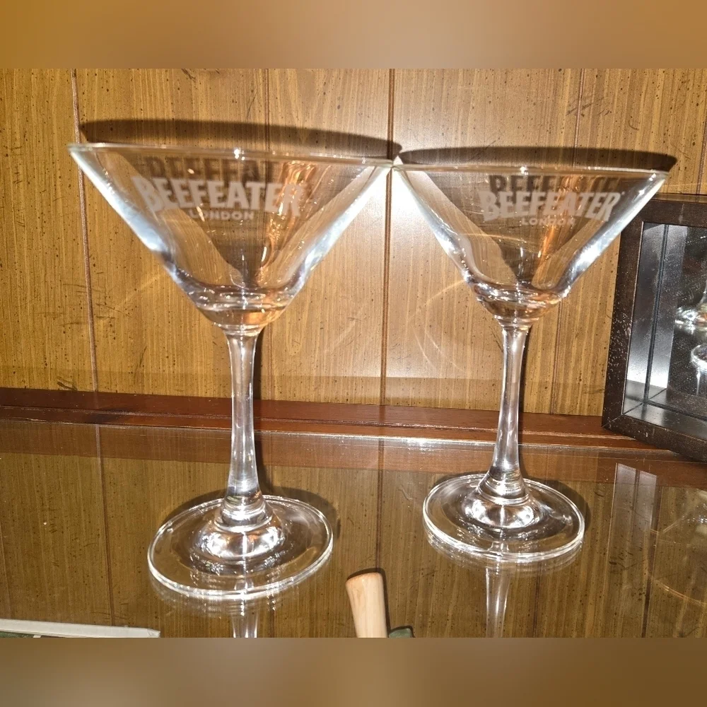 NWOT | Beefeater | Martini Glass Set | Set of Two | Perfect Condition - Picture 6 of 13